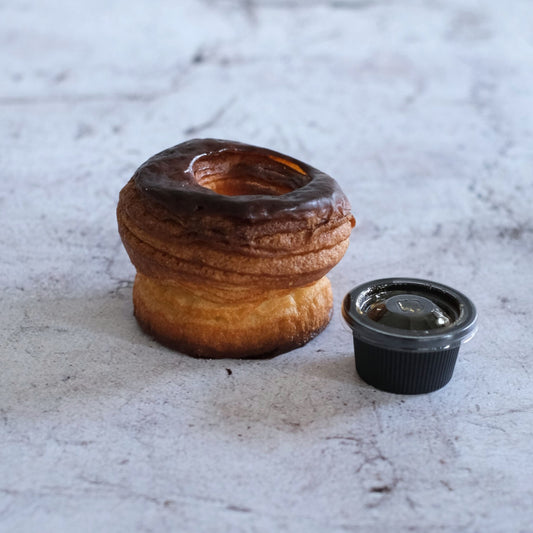 メープルクロワッサンドーナツ