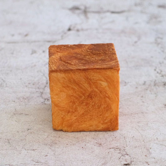 デニッシュ食パン